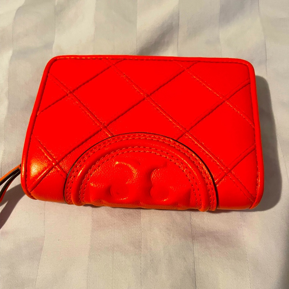 Tori Burch small wallet